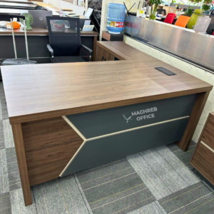 Bureau de direction élégant en bois avec façade grise design