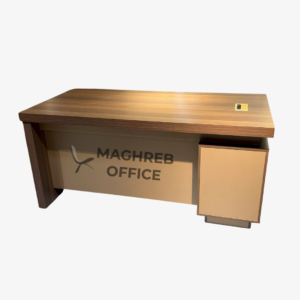 Bureau professionnel en bois clair avec casier latéral intégré et passe-câbles pour bureau d’entreprise